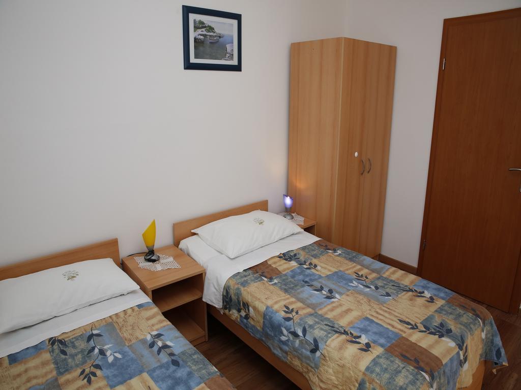 Apartments M&R Spadina Vodice Habitación foto